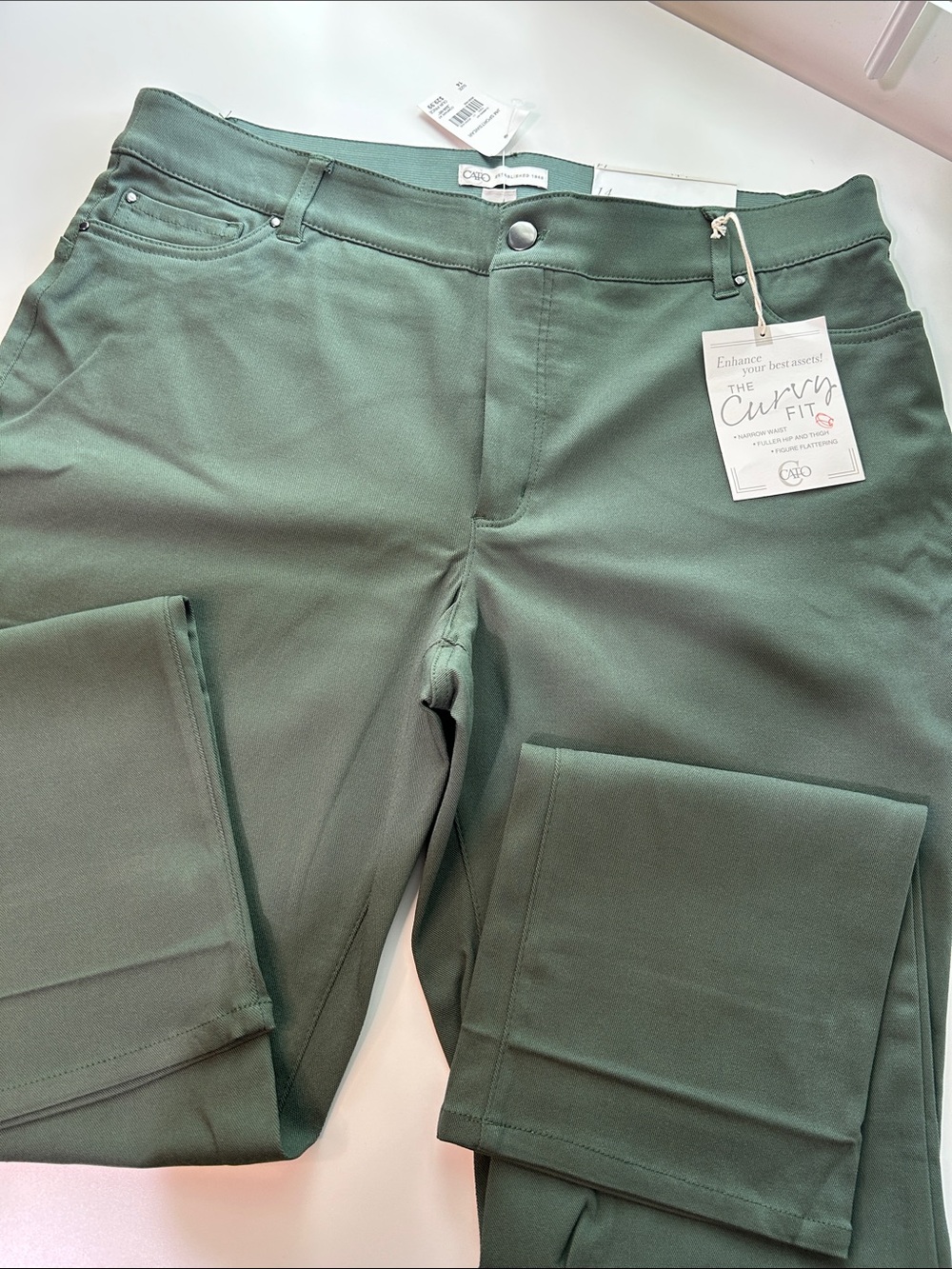 Cato Women's Green Curvy Fit Jeans